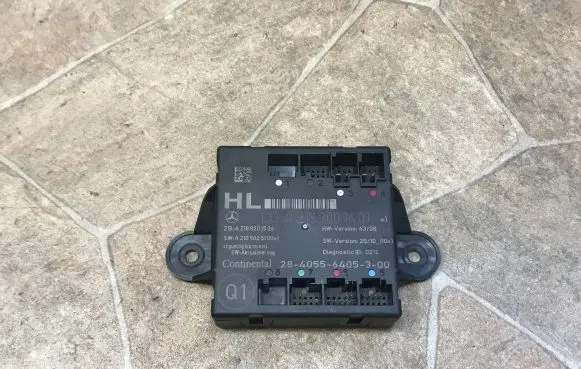 Mercedes-Benz GLK (X204) Door control unit/module A2189001401