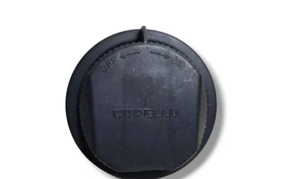 Headlight/headlamp dust cover