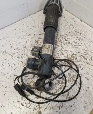 BMW X5 F15 Rear shock absorber/damper 6867867