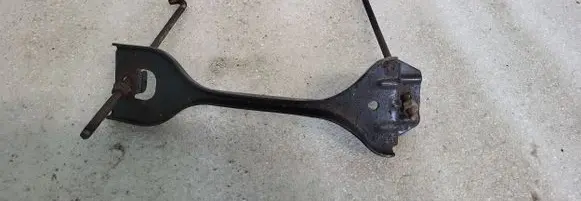 Subaru Outback Battery bracket 