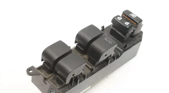 Toyota RAV 4 (XA40) Electric window control switch 192830