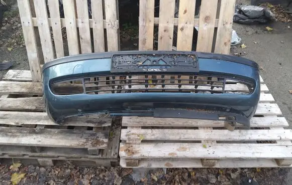 Opel Zafira A Front bumper 90580620