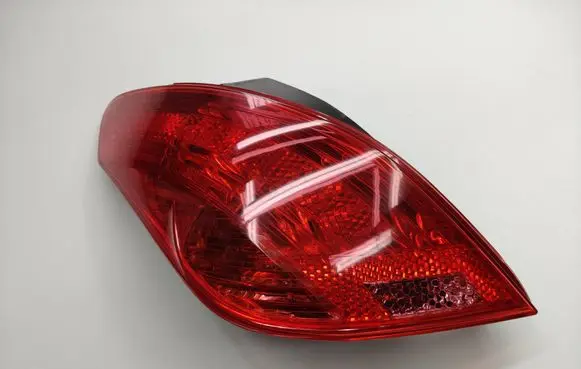 Peugeot 308 Rear/tail lights 9680425980
