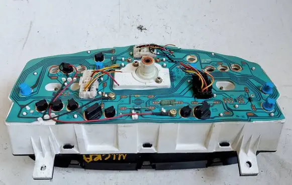 Nissan Micra Speedometer (instrument cluster) 37001286