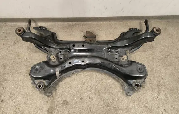 Toyota Avensis T270 Front subframe 5120105101