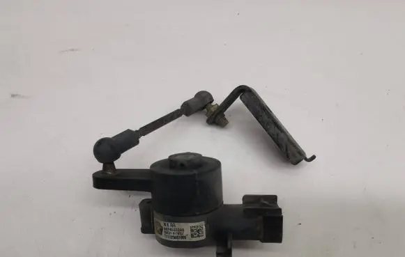 Dodge Durango Rear air suspension level height sensor 68245332AB