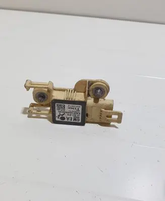 Opel Zafira B Airbag deployment crash/impact sensor 13251078 343149712 EA010494636