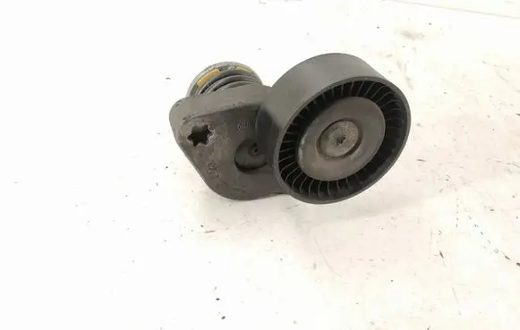 Mercedes-Benz C W204 Timing belt tensioner A2712000470 2712000470