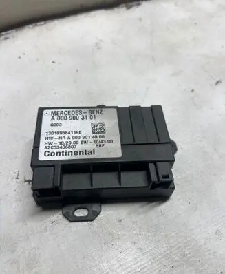 Mercedes-Benz E W212 Fuel injection pump control unit/module A0009003101 A0009014000 A2C53406807