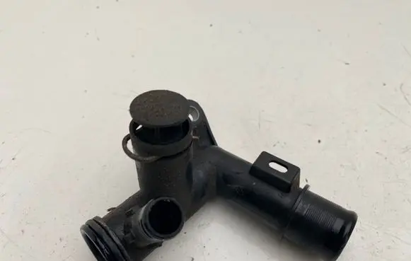 Volvo V40 Engine coolant pipe/hose 9671124980