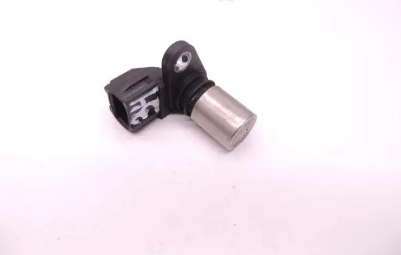 Volvo V50 Camshaft position sensor 30713485 0296001211 D34