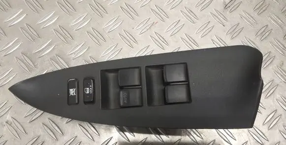 Toyota RAV 4 (XA30) Electric window control switch 7423242070