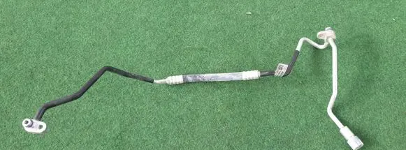 Audi A4 S4 B9 8W Air conditioning (A/C) pipe/hose 8W1816720G