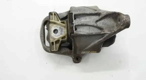 Audi A4 S4 B9 8W Engine mount bracket 8W0199372CAACR 8W0199372CA