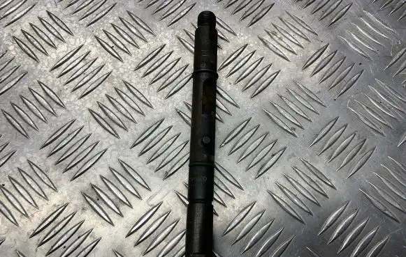 Audi A6 S6 C5 4B Fuel injector 05913020