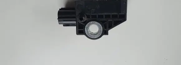 Honda CR-V Airbag deployment crash/impact sensor