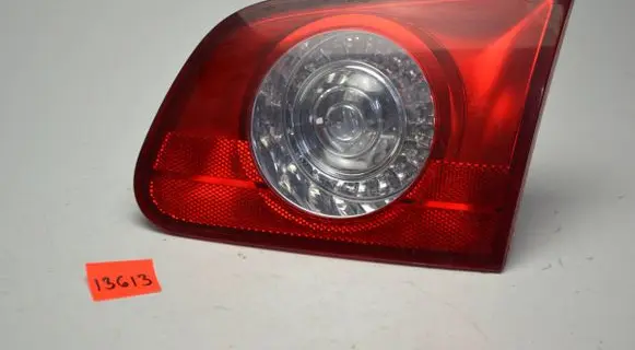 Volkswagen PASSAT B6 Tailgate rear/tail lights 3C9945094