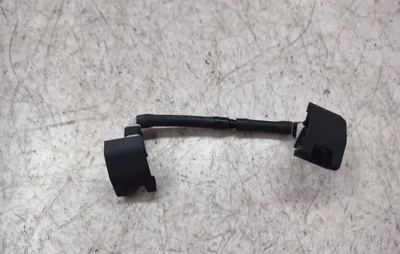 Jaguar XE Windshield washer spray nozzle