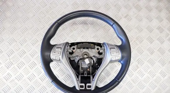 Nissan Qashqai Steering wheel 484304EL5B