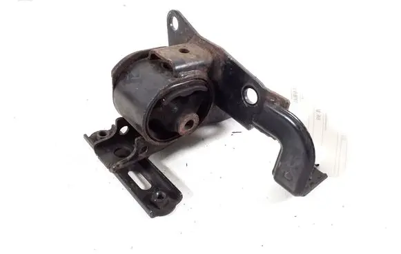 Toyota RAV 4 (XA20) Engine mount bracket 12372-28030