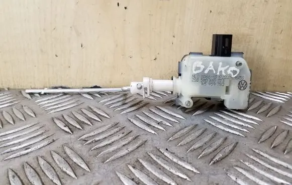 Fuel tank cap lock motor