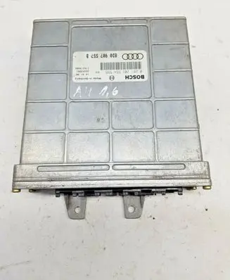 Audi A4 S4 B5 8D Engine control unit/module 8D0907557B nr2221