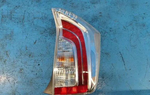 Toyota Prius (XW30) Boot/trunk interior light 8155147170