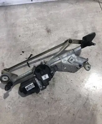 BMW 2 F45 Front wiper linkage and motor 7301043 730104308