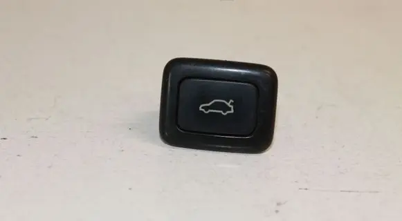 Saab 9-3 Ver2 Tailgate opening switch 12805288