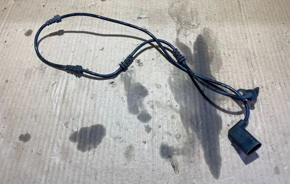 Mercedes-Benz S W222 ABS brake wheel speed sensor A2229059005