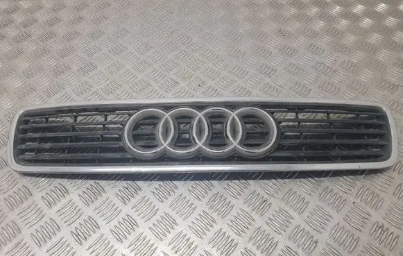Audi A4 S4 B5 8D Front bumper upper radiator grill 8D0853651J