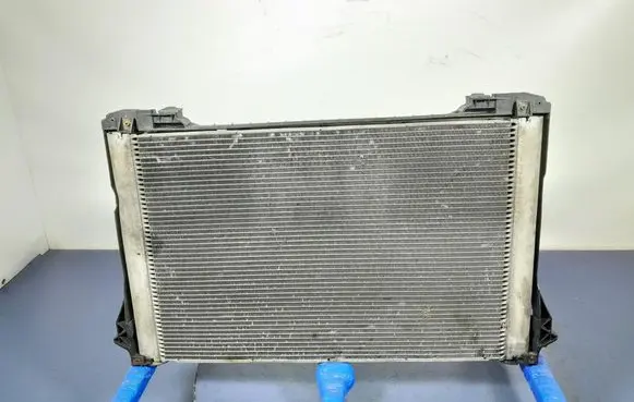 Audi A8 S8 D3 4E Coolant radiator 