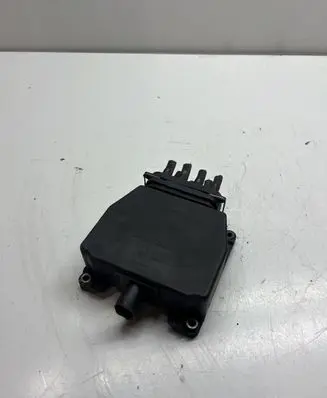 Skoda Fabia Mk1 (6Y) Turbo solenoid valve 6Q0131075A