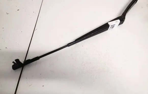 Skoda Octavia Mk2 (1Z) Front wiper blade arm 1z1955409