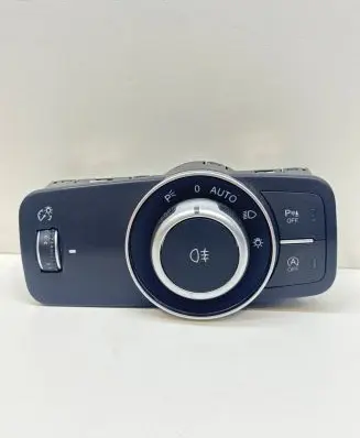 Alfa Romeo Giulia Light switch 01561323210