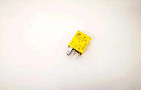 Opel Zafira A Other relay 24433728 29200076
