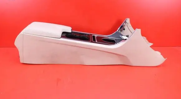 Jaguar XE Center console