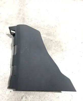 Foot area side trim