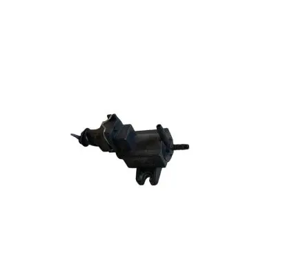 Volvo S60 Fuel pressure regulator 31219977 10T167