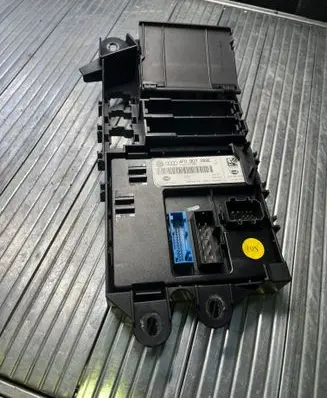 Audi A6 S6 C6 4F Comfort/convenience module 4F0907289E