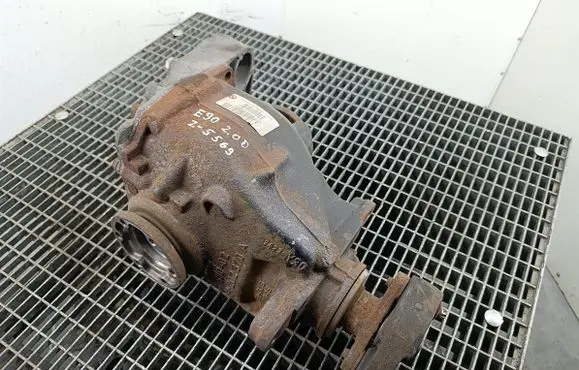 BMW 3 E90 E91 Rear differential 7592323