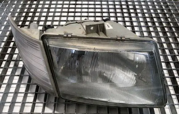 Mercedes-Benz Vito Viano W638 Headlight/headlamp