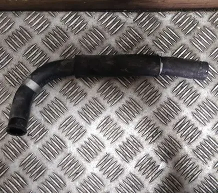 KIA Sportage Engine coolant pipe/hose