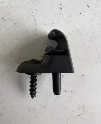 Iveco Daily 4th gen Sun visor clip/hook/bracket 