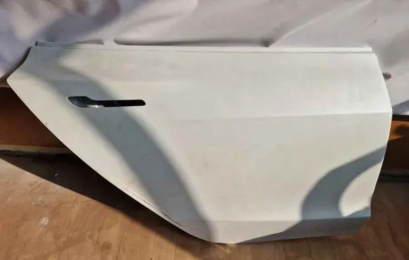 Rear door