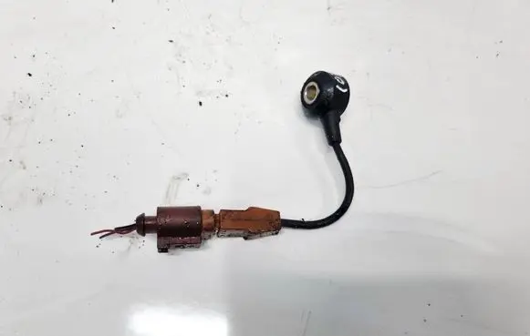 Audi TT TTS Mk2 Detonation knock sensor 06F905377