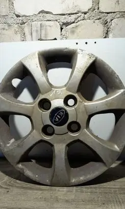 KIA Carens I R15 wheel hub/cap/trim 1K2M237170