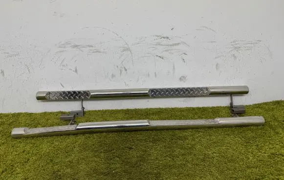 Toyota RAV 4 (XA10) Side skirt front trim 