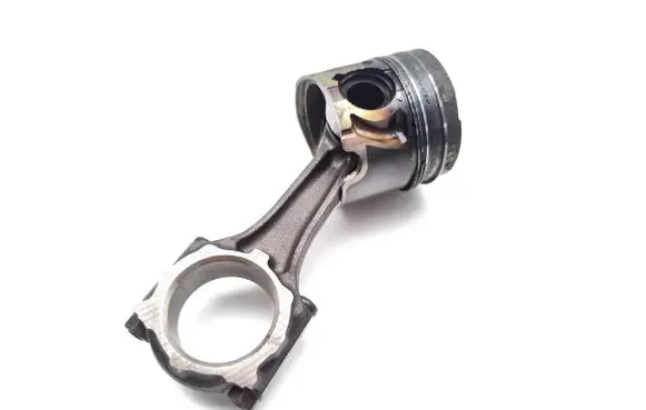 Opel Zafira B Piston with connecting rod A17DTJ Z17DTJ