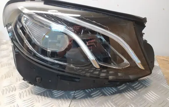 Mercedes-Benz E W213 Headlight/headlamp A2139064004